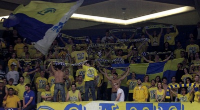 אוהדי מכבי ת&qout;א (רדאד ג´בארה)