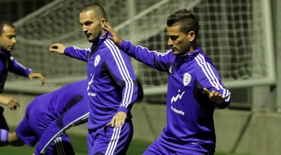 מאור בוזגלו עם בן שהר (יניב גונן)