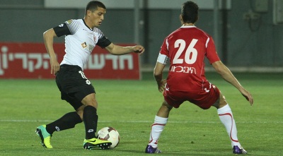 פיראס מוגרבי מול יוסי דורה. מהלך המחזור (עמית מצפה)