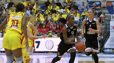 תמרה ג´יימס פורצת (רדאד ג´בארה)