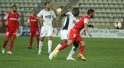 גאדיר אחרי הכדור, קסונדה נזהר (עמית מצפה)