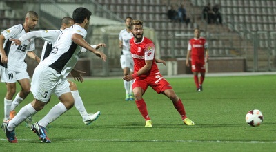 גאדיר מחכה לכדור (עמית מצפה)