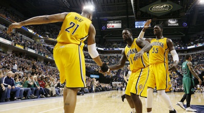 שחקני אינדיאנה חוגגים את הניצחון (רויטרס)