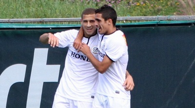 שחקני מכבי חיפה חוגגים (חגי ניזרי)