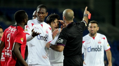 בר נתן שולח את פלט החוצה (יניב גונן)