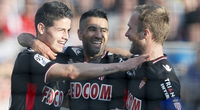 שחקני מונאקו חוגגים (רויטרס)