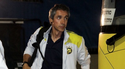 פאולו סוזה נראה דרוך (יניב גונן)