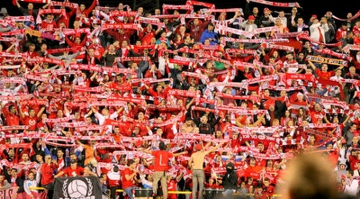 אוהדי ב&qout;ש. יהנו ממכירה אינטרנטית (משה חרמון)