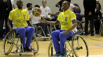 קני הייז ומרקוס דאב מתנסים (רדאד ג´בארה)