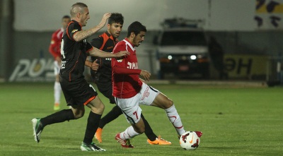 עזאם עם הכדור (עמית מצפה)