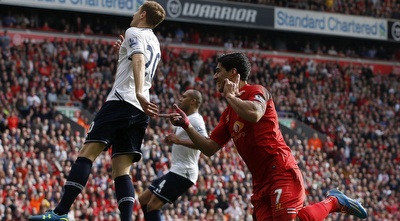 סוארס חוגג (רויטרס)