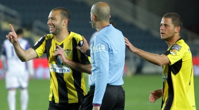 לוגסי, בר נתן וברוכיאן מתלוצצים (יניב גונן)