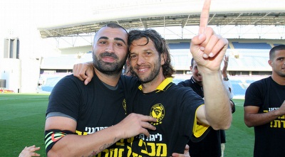 חגיגות בנתניה (שי לוי)