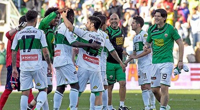 שחקני אלצ´ה חוגגים  (ONE)