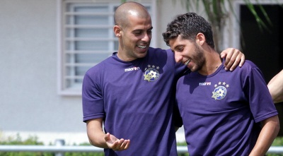 בן חיים ומיכה (יניב גונן) בן חיים ומיכה (יניב גונן)