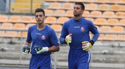 ניב אנטמן בחימום (עמית מצפה) ניב אנטמן בחימום (עמית מצפה)