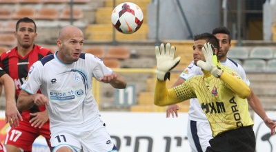 האזדיץ מול אנטמן (עמית מצפה) האזדיץ מול אנטמן (עמית מצפה)