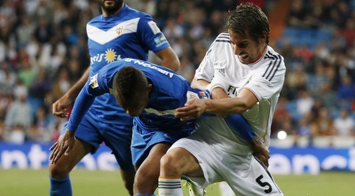 פאביו קונטראו נאבק עם נלסון מרקוס (רויטרס)