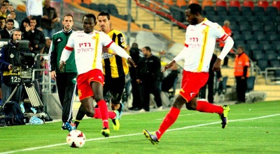 אושינוואה עם הכדור (משה חרמון)