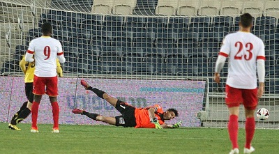 אזולאי כובש (משה חרמון)