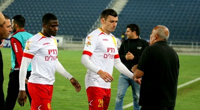 שחקני אשדוד מאוכזבים (משה חרמון) שחקני אשדוד מאוכזבים (משה חרמון)