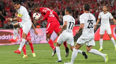 גליינור פלט נוגח לפני שיר צדק (שי לוי)