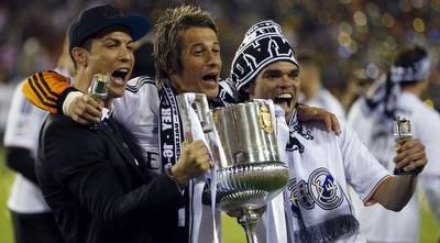 פפה, פאביו קואנטראו וכריסטיאנו רונאלדו חוגגים (רויטרס)