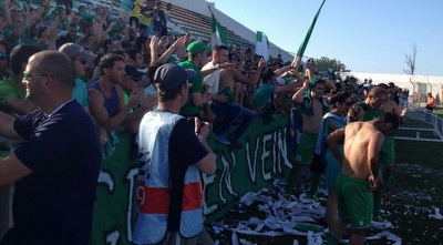 ולסיום, עוד תמונה של שחקני הפועל כפר סבא חוגגים ולסיום, עוד תמונה של שחקני הפועל כפר סבא חוגגים