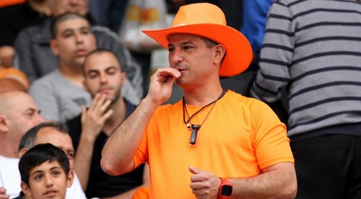 אוהד בני יהודה. &qout;שריף&qout; בכתום (רדאד ג´בארה) אוהד בני יהודה. &qout;שריף&qout; בכתום (רדאד ג´בארה)