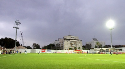 הזרקור כבוי (שי לוי) הזרקור כבוי (שי לוי)