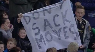 הקהל של סיטי מביע דעה על הפיטורים של מויס