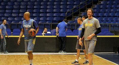 סמית´ ואינגלס. תורמים באספקטים אחרים (רדאד ג´בארה)