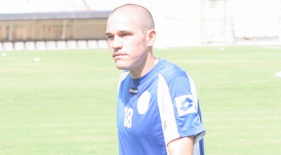 מיכאל זנדברג.ימצא קבוצה? (רז אמיר) מיכאל זנדברג.ימצא קבוצה? (רז אמיר)