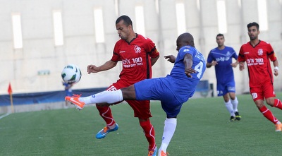 אבו ענזה במדי לוד. יחזור לליגת העל ולקבוצתו לשעבר? (חגי ניזרי) אבו ענזה במדי לוד. יחזור לליגת העל ולקבוצתו לשעבר? (חגי ניזרי)