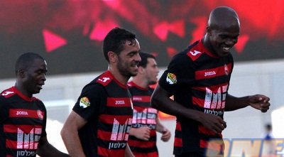 נוואקמה חוגג (חגי ניזרי)