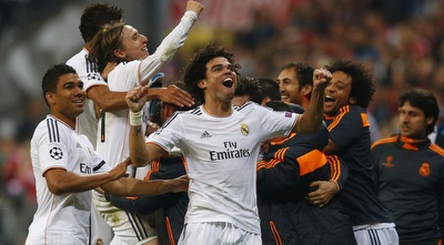 שחקני ריאל מדריד חוגגים (רויטרס) שחקני ריאל מדריד חוגגים (רויטרס)