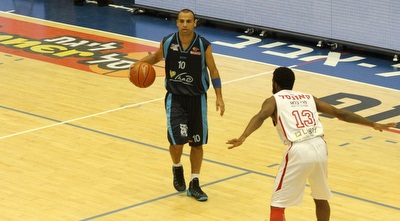 אפיק ניסים (חגי ניזרי)