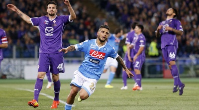 לורנצו אינסינייה חוגג את השני שלו במשחק (רויטרס)