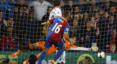 דוויט גייל כובש את השני של פאלאס (רויטרס)