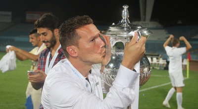 בכר עם הגביע (רדאד ג´בארה) בכר עם הגביע (רדאד ג´בארה)