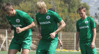 שחקני מכבי חיפה באימון (עמית מצפה)