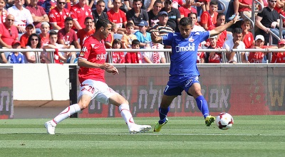 יגאל אנטבי לוחץ את סיראז´ נסאר (רדאד ג´בארה)