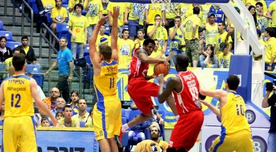 קני בוינטון בדאנק (משה חרמון)