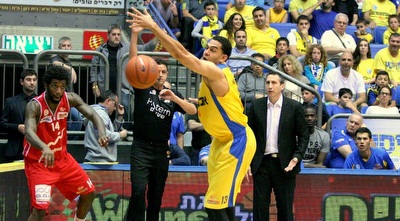 בלו מול בוינטון (משה חרמון)