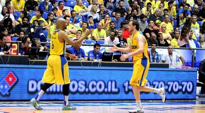 סמית´ מחליף את אינגלס (משה חרמון)