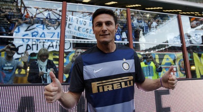 זנאנטי והחולצה  (רויטרס)