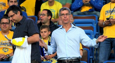 מיץ´ גולדהאר (שי לוי)