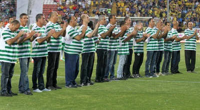 שחקני העבר מודים לקהל (רדאד ג´בארה)