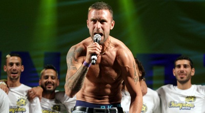 ראדה פריצה בטירוף (יניב גונן)