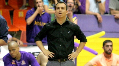 אלעד חסין. מקבל חיזוק לקו האחורי (משה חרמון)